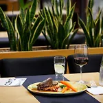 Hotel Kompleks Beskid Z Basenem I Stokiem Narciarskim - Blisko Babiej Gory 3*