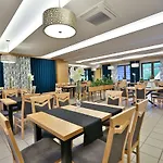 Kompleks Beskid Z Basenem I Stokiem Narciarskim - Blisko Babiej Gory Hotel