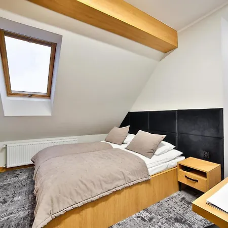Kompleks Beskid Z Basenem I Stokiem Narciarskim - Blisko Babiej Gory 3*