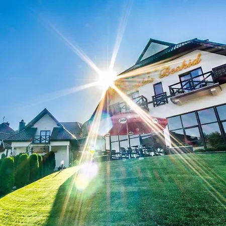 Kompleks Beskid Z Basenem I Stokiem Narciarskim - Blisko Babiej Gory Szálloda Spytkowice