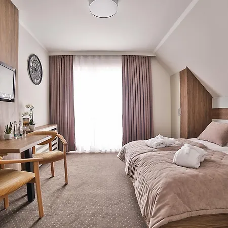 Kompleks Beskid Z Basenem I Stokiem Narciarskim - Blisko Babiej Gory 3*